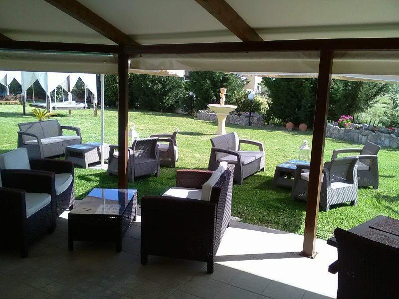 Eleni'S Garden & Castello Suites Alykanas  Esterno foto