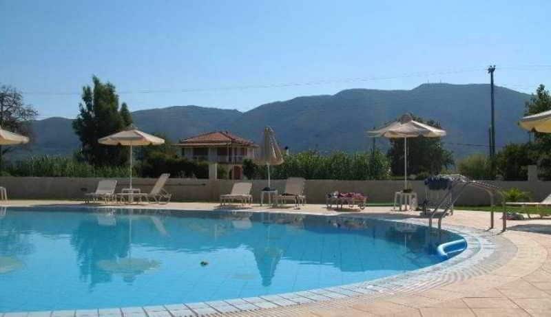 Eleni'S Garden & Castello Suites Alykanas  Esterno foto